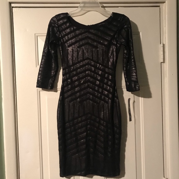 Dresses & Skirts - Dress